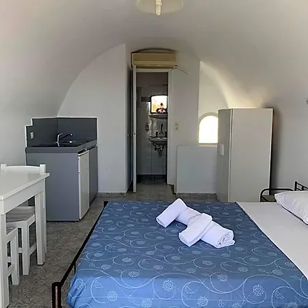 Mg Boutique Hotel Perissa (Santorini)